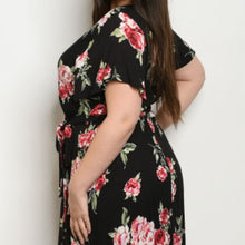 Load image into Gallery viewer, FLORAL BLACK MAXI DRESS