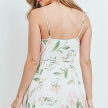 Load image into Gallery viewer, IVORY FLORAL MAXI DRESS