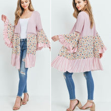 Load image into Gallery viewer, MAUVE IVORY FLORAL CARDIGAN
