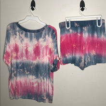 Load image into Gallery viewer, PINK BLUE TOP & SHORT SET